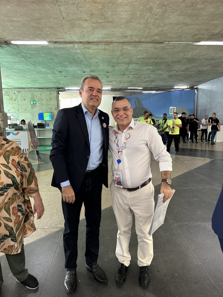 Presidente da SUDENE no Stand do Conecta SUAS